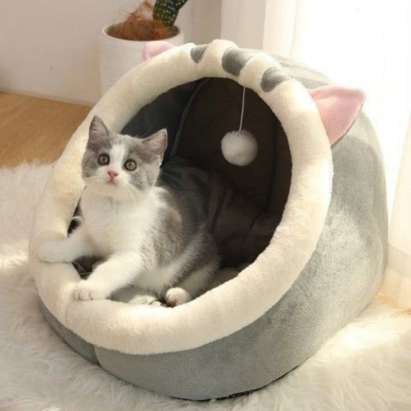 All-Season Cozy Villa for Cats and Dogs